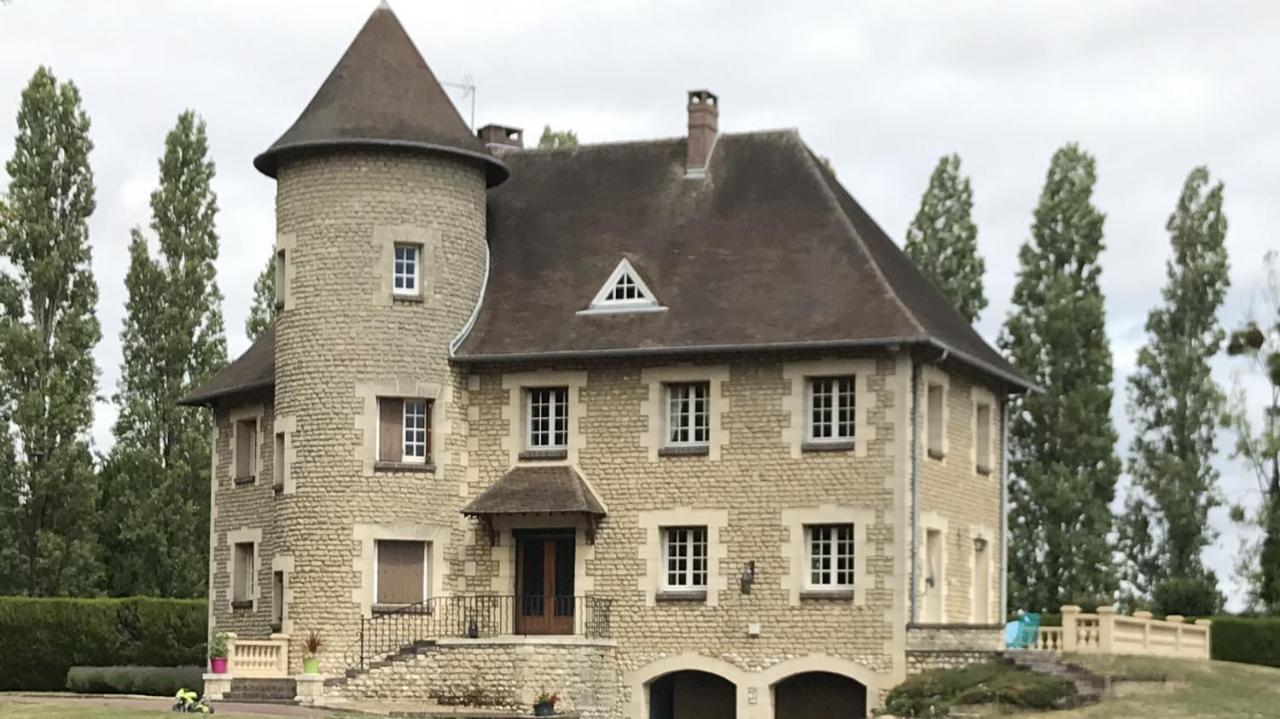 Bed and Breakfast Demeure Des Carila Heudebouville Esterno foto
